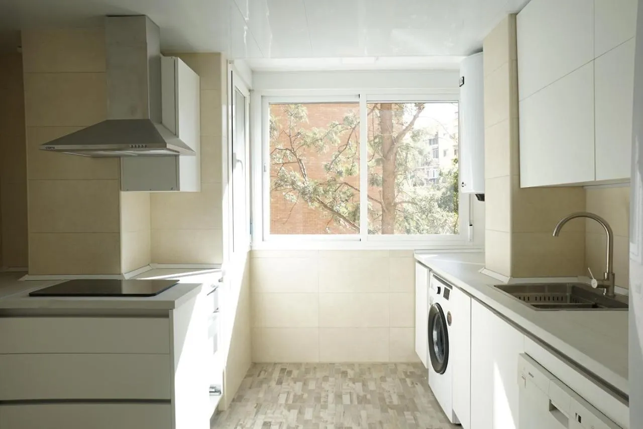 Centrico Y Amplio En Malaga Apartment